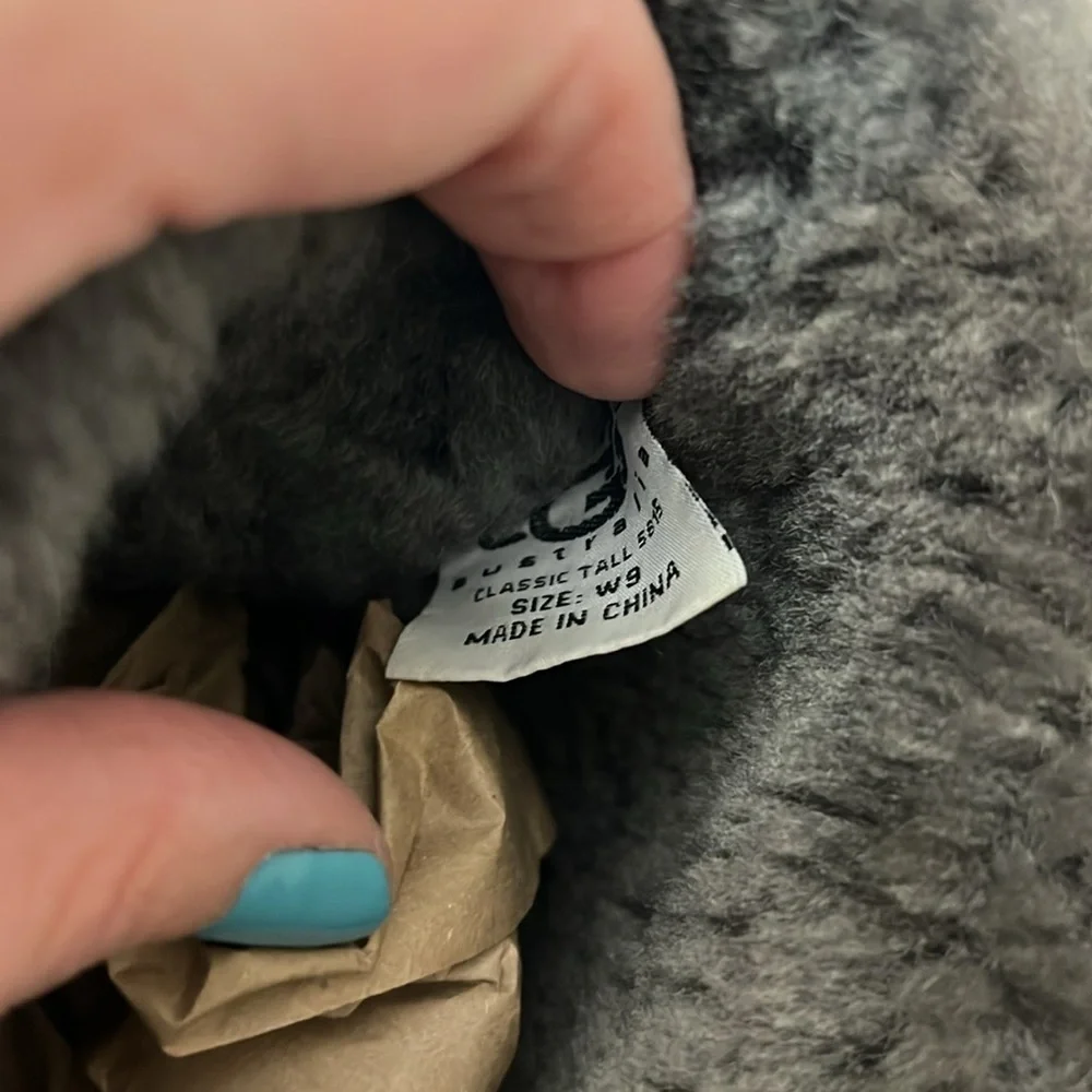 UGG By Australia size 9